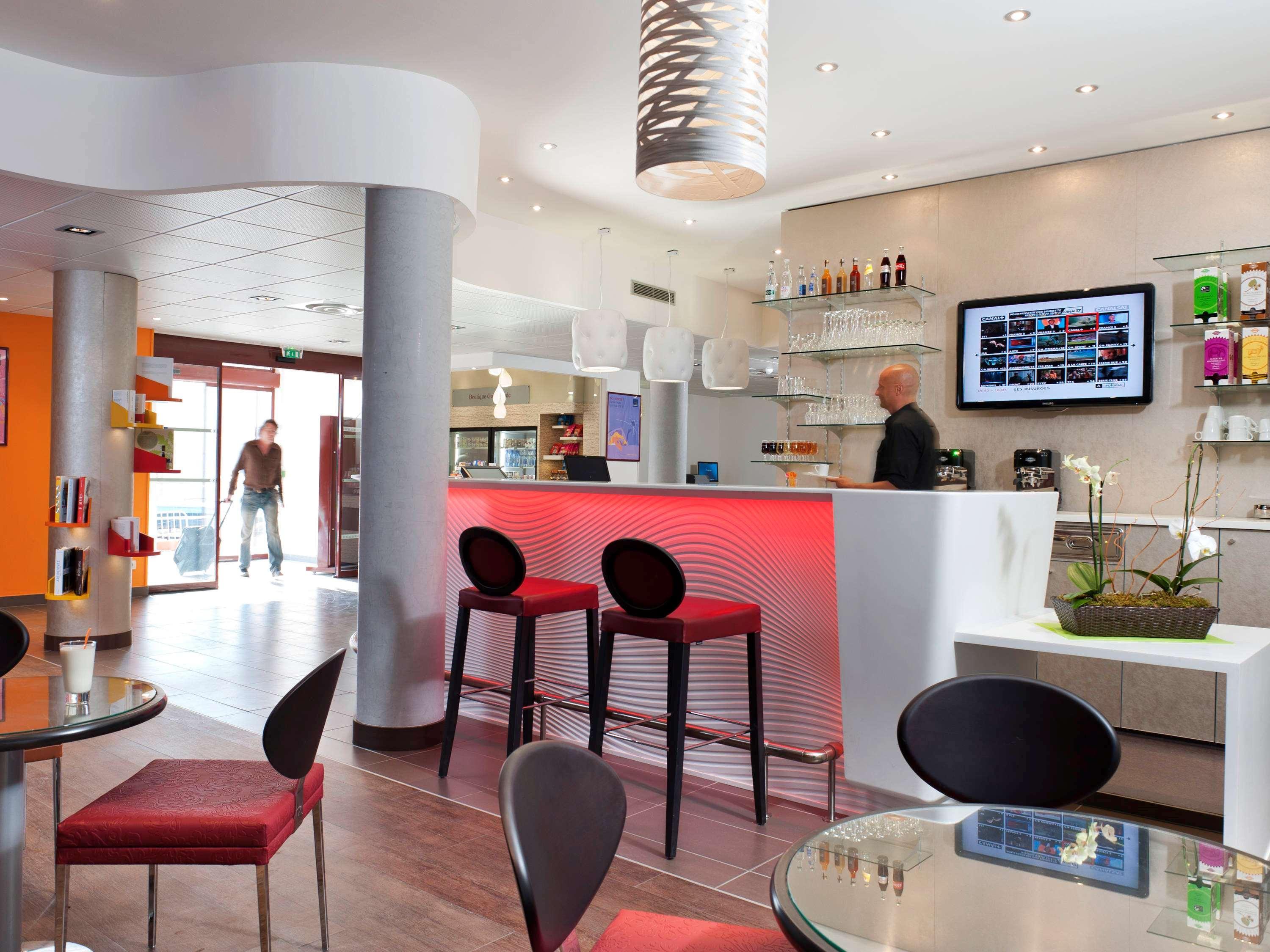 Novotel Suites Perpignan Centre Exteriör bild