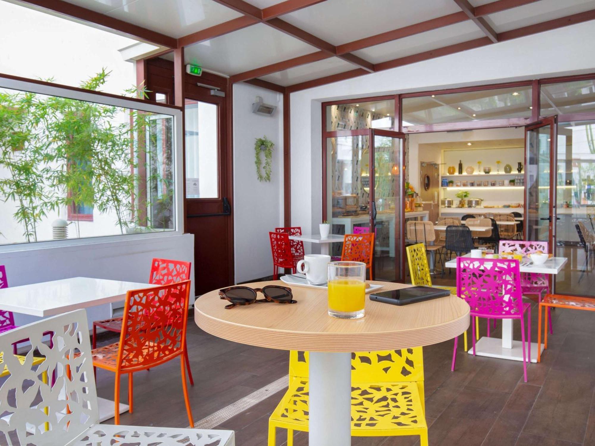 Novotel Suites Perpignan Centre Exteriör bild
